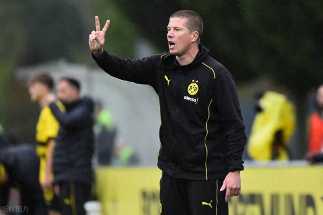 包含多特蒙德客场失利,球队面临重重困境的词条 包含多特蒙德客场失利,球队面临重重困境的词条