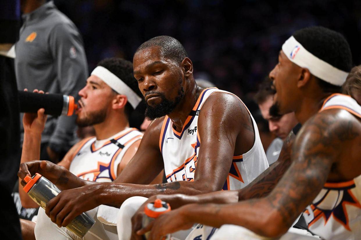 包含西藏男篮在胶着比赛中获胜,成功闯入下一轮的词条 包含西藏男篮在胶着比赛中获胜,成功闯入下一轮的词条