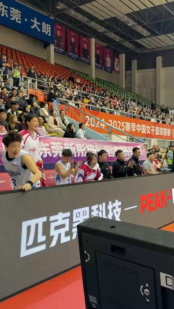 球队实力强悍,努力争取每场胜利 球队实力强悍,努力争取每场胜利