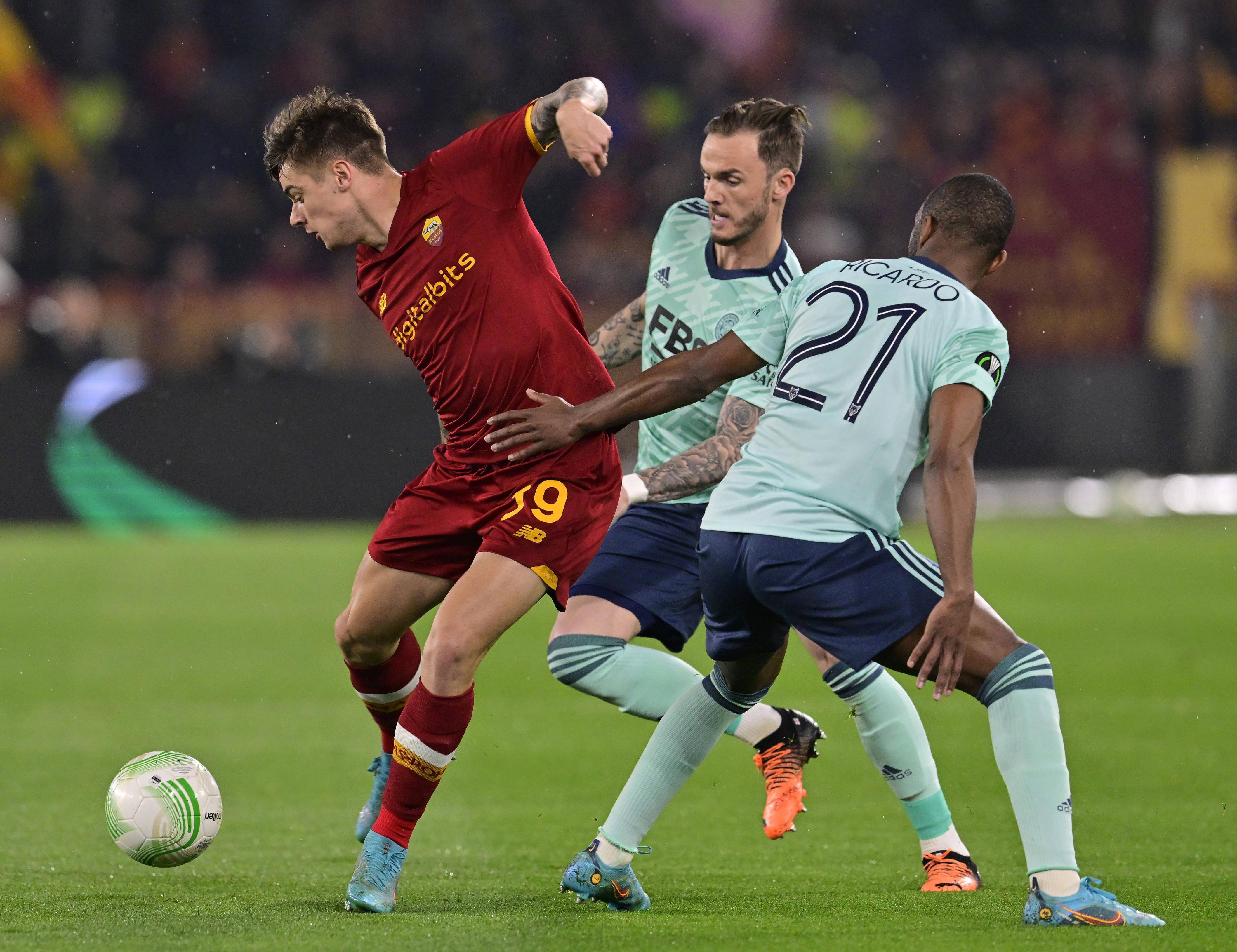 阿贾克斯球员破门得分,晋级半决赛 阿贾克斯球员破门得分,晋级半决赛