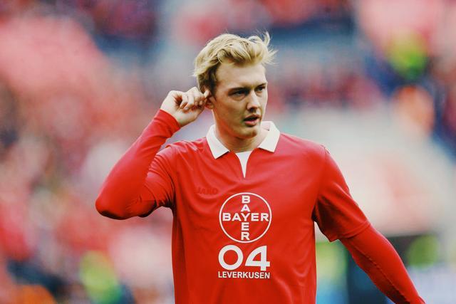 包含沙尔克主场失利,降至积分榜倒数第三的词条 包含沙尔克主场失利,降至积分榜倒数第三的词条