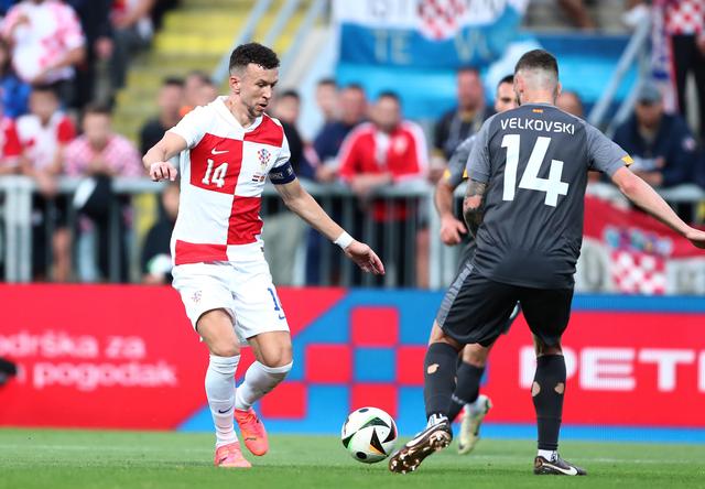 关于土耳其队战平阿尔巴尼亚,欧预赛保持不败的信息 关于土耳其队战平阿尔巴尼亚,欧预赛保持不败的信息