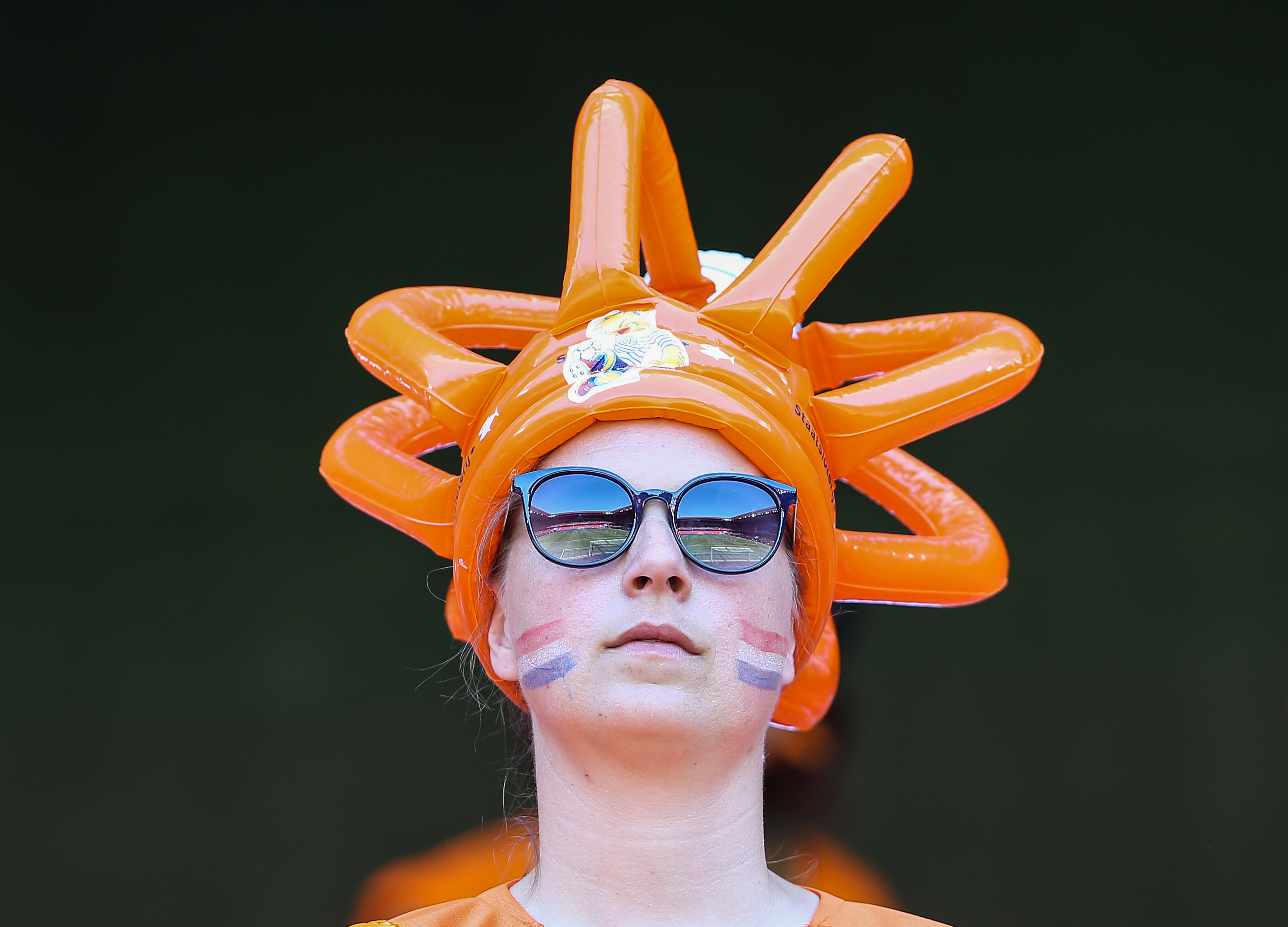 瓦朗谢纳期待主场胜利，力争向前迈进