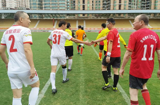 巴西篮球超级杯决赛，里约热内卢明星队胜出