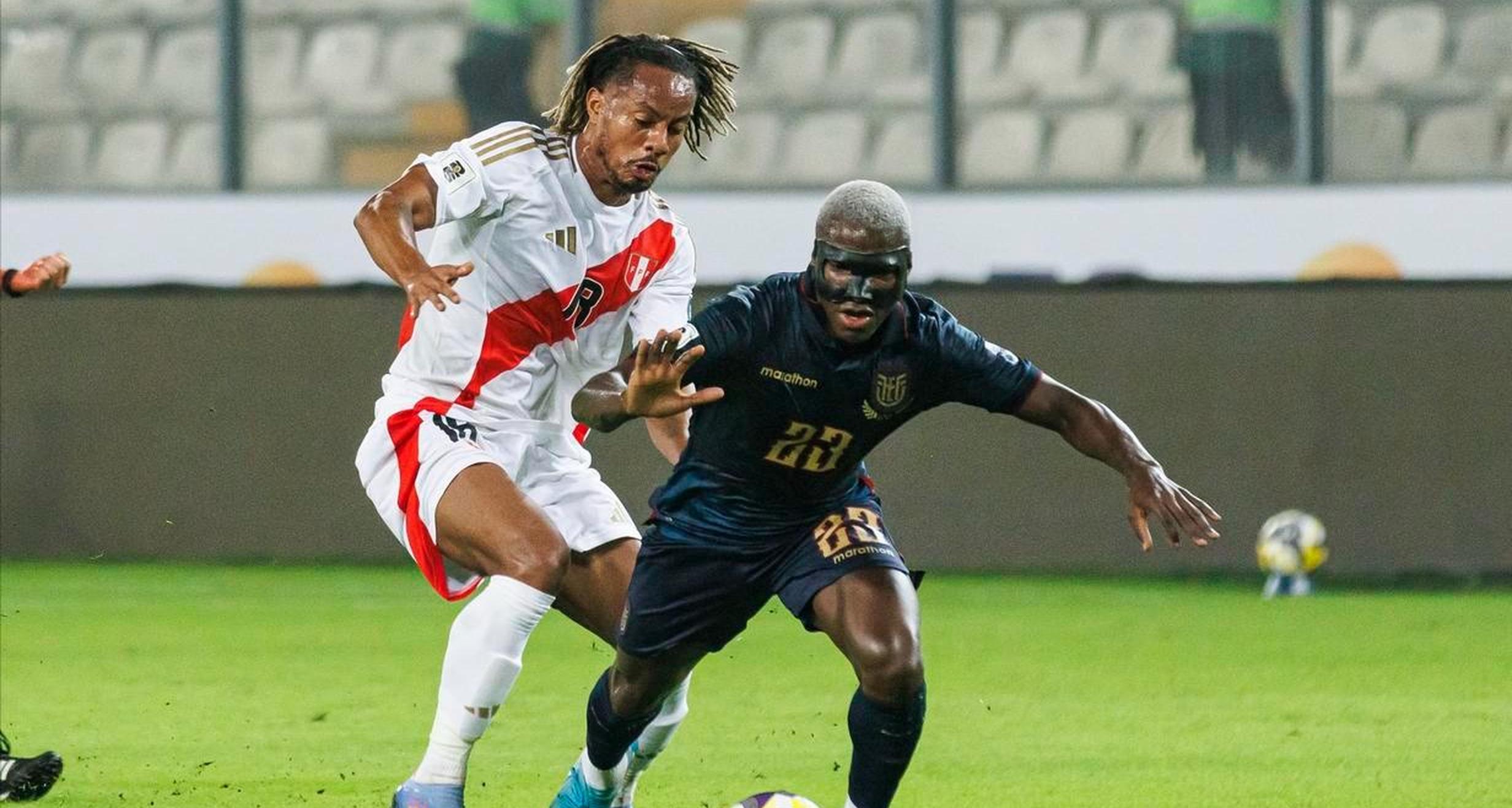 厄瓜多尔队遭遇厄运,阿根廷队轻松晋级 厄瓜多尔队遭遇厄运,阿根廷队轻松晋级