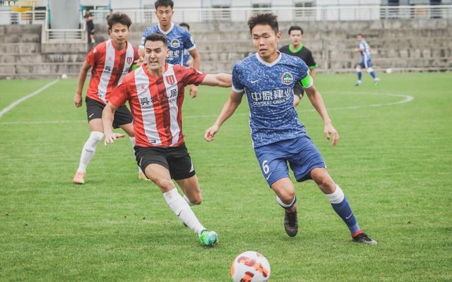 摩特队主场优势明显，轻松战胜对手