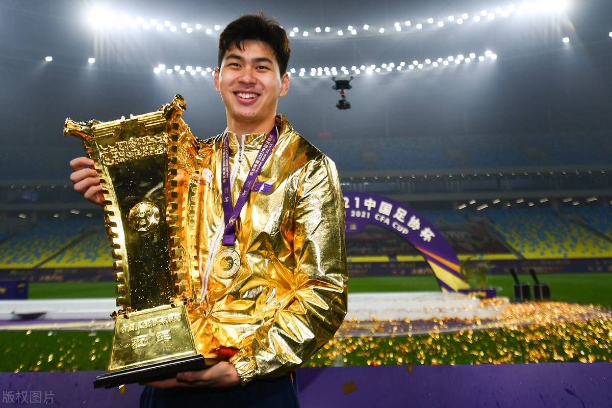 山东队在比赛中力挫对手，带走胜利