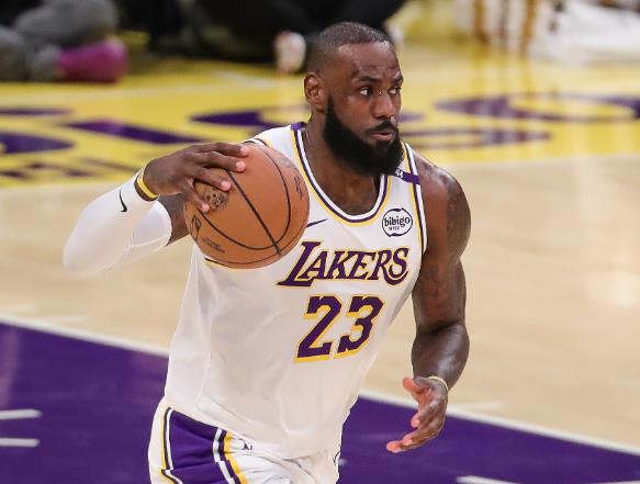 快船三连胜火箭,西部决赛系列赛打成2-2平的简单介绍 快船三连胜火箭,西部决赛系列赛打成2-2平的简单介绍