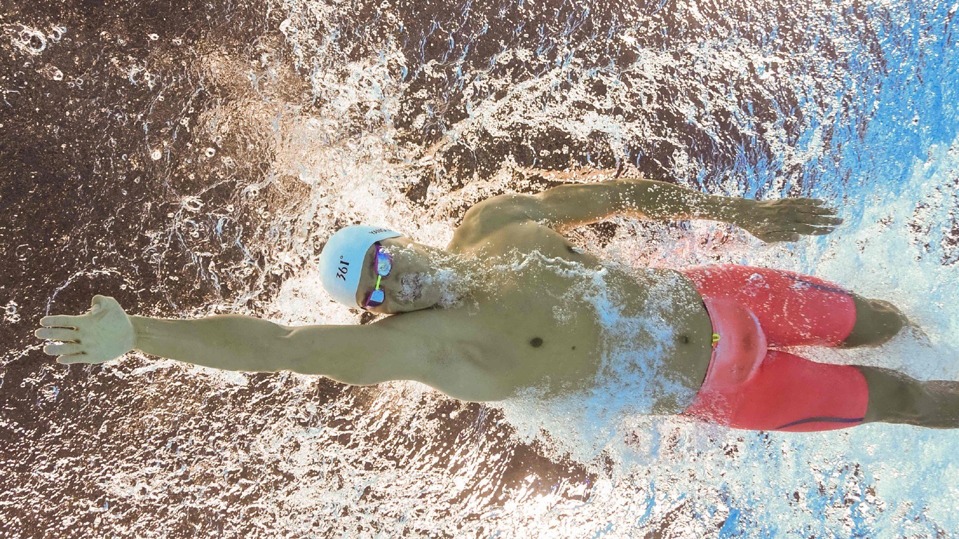 牙买加对阵新西兰，李刚仁关键战不手软，逆境展英雄本色